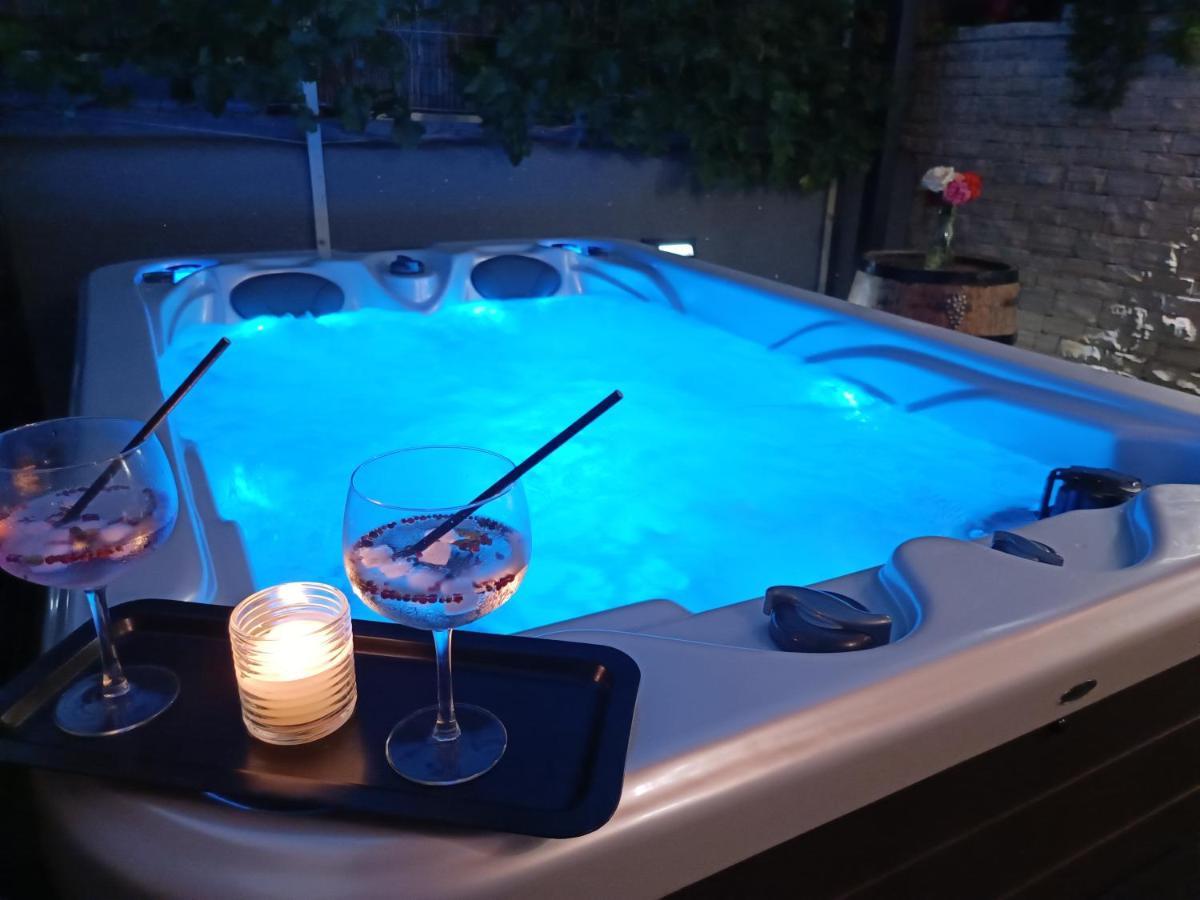 Apartment Belleza With Private Jacuzzi Zadar Exteriör bild